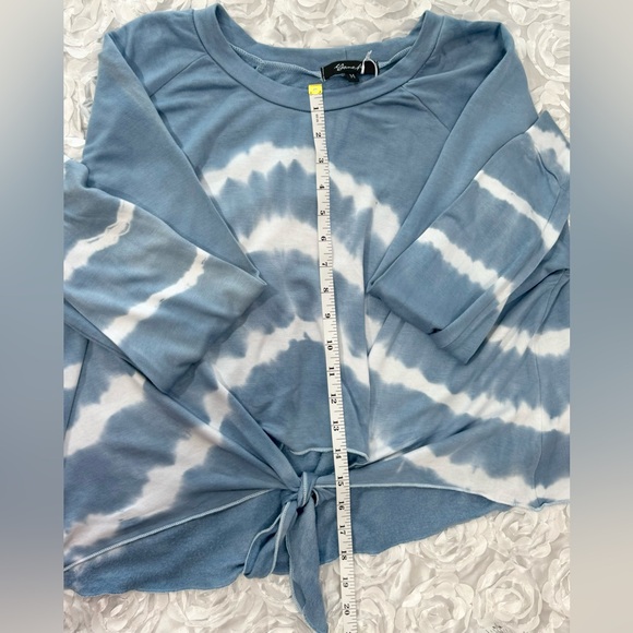 YANA K NWT Lola Tie Dye Long Sleeve Sweater Size Medium Blue & White Boho Top - Picture 5 of 9